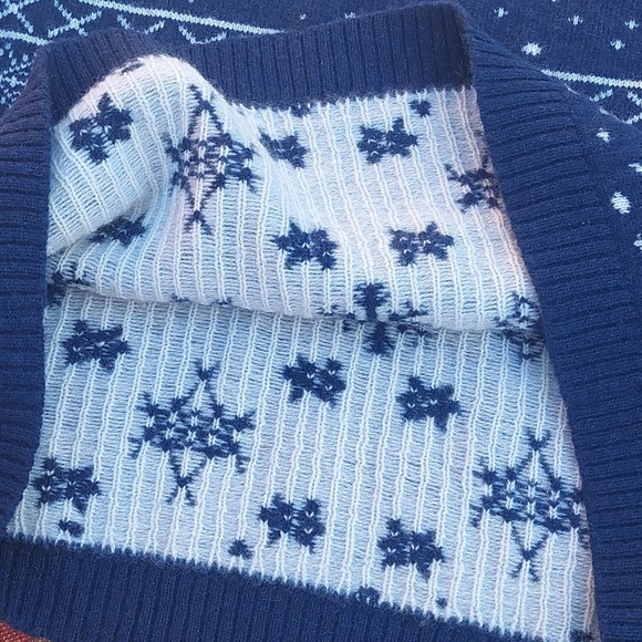 Adventure ahead Best Brand Disney Store Wool SKI sweater Goofy Donald & Mickey - Picture 8 of 9